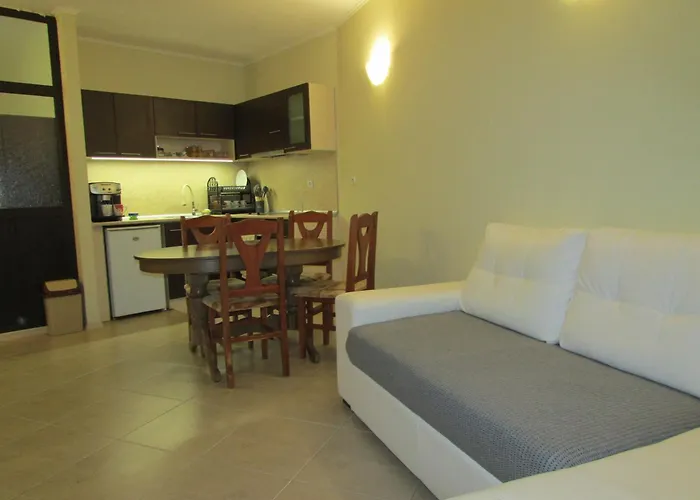 Sun & Fun - Nikea Park Free Parking Golden Sands