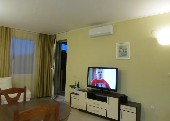 Sun & Fun - Nikea Park Free Parking Apartment